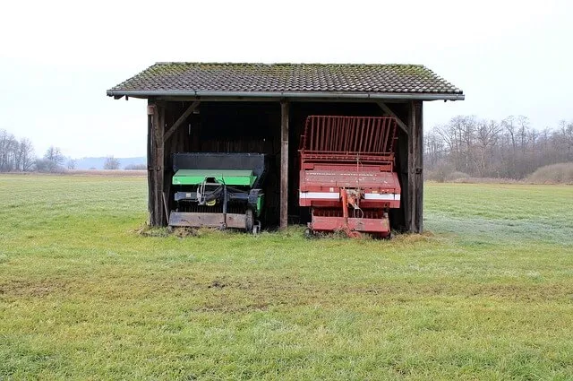 Faut-il acheter un appentis de voiture en bois ou en aluminium ?